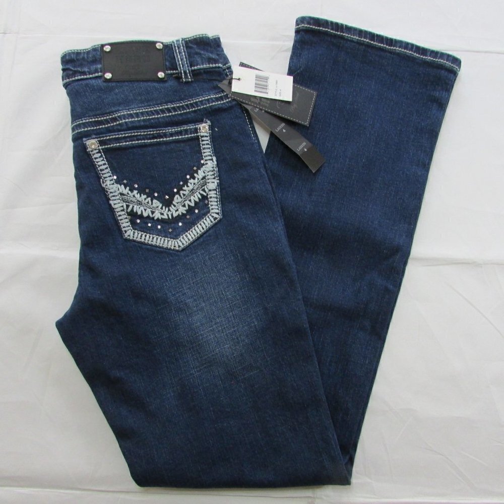 Live Hard Play Hard Women's 4 Embroidered Rhinestone Pocket Jeans LJ-10001